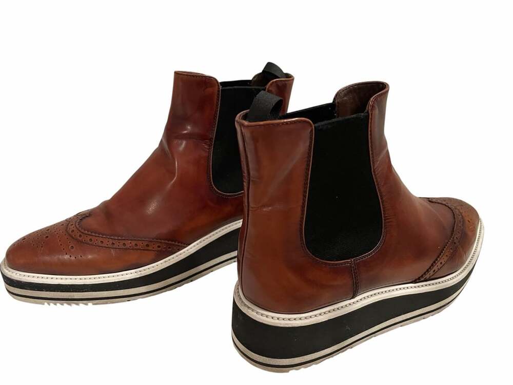 Prada Wing Tip Chelsea Boots Brown Leather Brogue Platform Size: 38.5 / 8 US